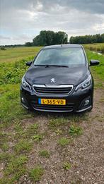 Peugeot 108 1.0 E-vti 72pk 5D 2021 Zwart, Auto's, 4 stoelen, Zwart, Origineel Nederlands, Handgeschakeld