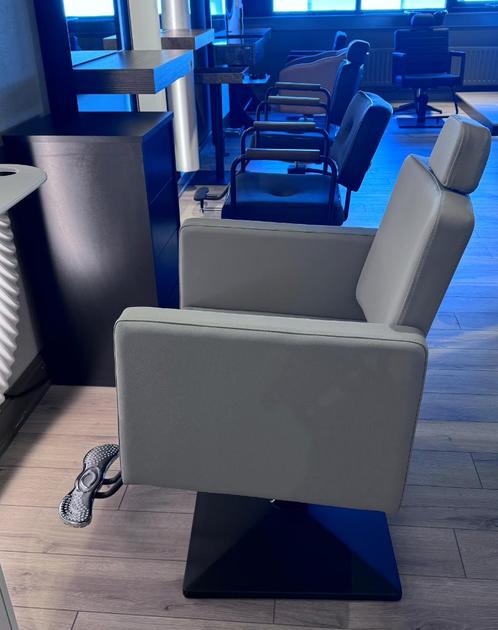 epileerstoel cream creme beige zwart knipstoel kappersstoel, Huis en Inrichting, Stoelen, Nieuw, Vijf, Zes of meer stoelen, Kunststof