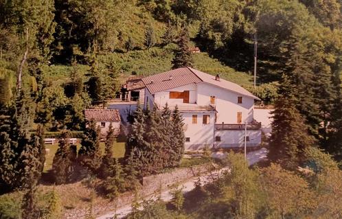 Prachtige bewoonbare boerderij.Super geschikt voor een  B&B, Huizen en Kamers, Buitenland, Italië, Woonhuis, Landelijk