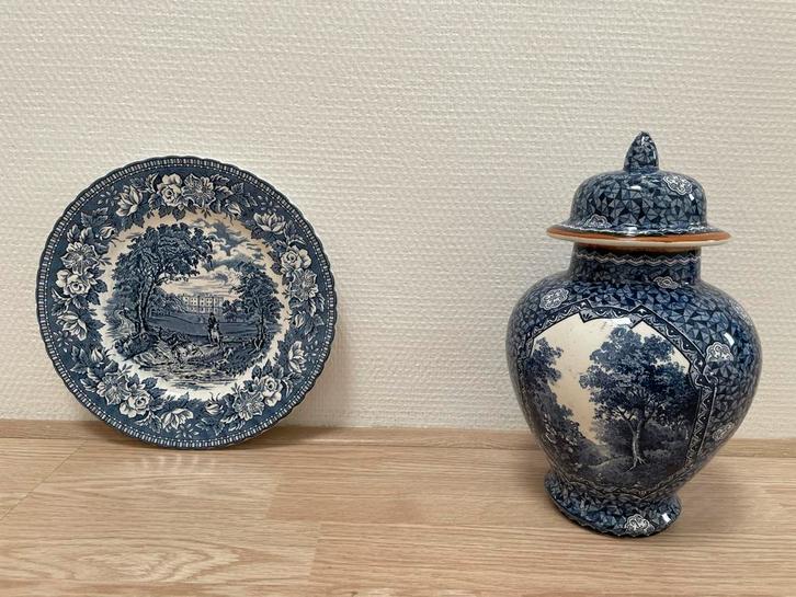 Blauw Bord en Vaas met Deksel, Antiek en Kunst, Antiek | Keramiek en Aardewerk, Ophalen
