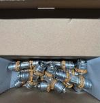 Uponor S-press T-stuk 16mm 100 stuks messing/metaal PARTIJ!, Doe-het-zelf en Verbouw, Verwarming en Radiatoren, Ophalen, Minder dan 30 cm