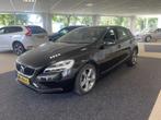 Volvo V40 2.0 T3 Nordic+ (bj 2017), Stof, Gebruikt, 4 cilinders, Zwart
