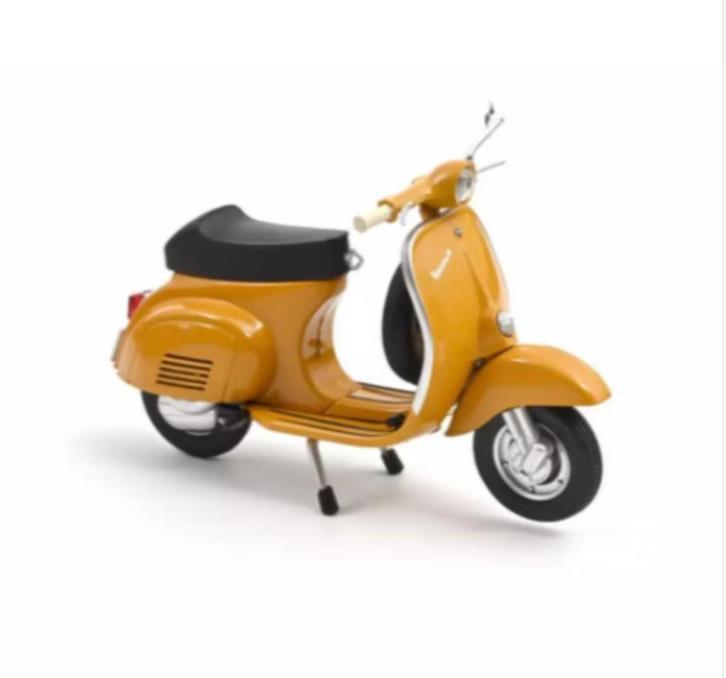 Vespa 50 R 1969 Positano Geel schaal 1:18 NOREV REF. 182080, Hobby en Vrije tijd, Modelauto's | 1:18, Nieuw, Motor, Norev, Verzenden