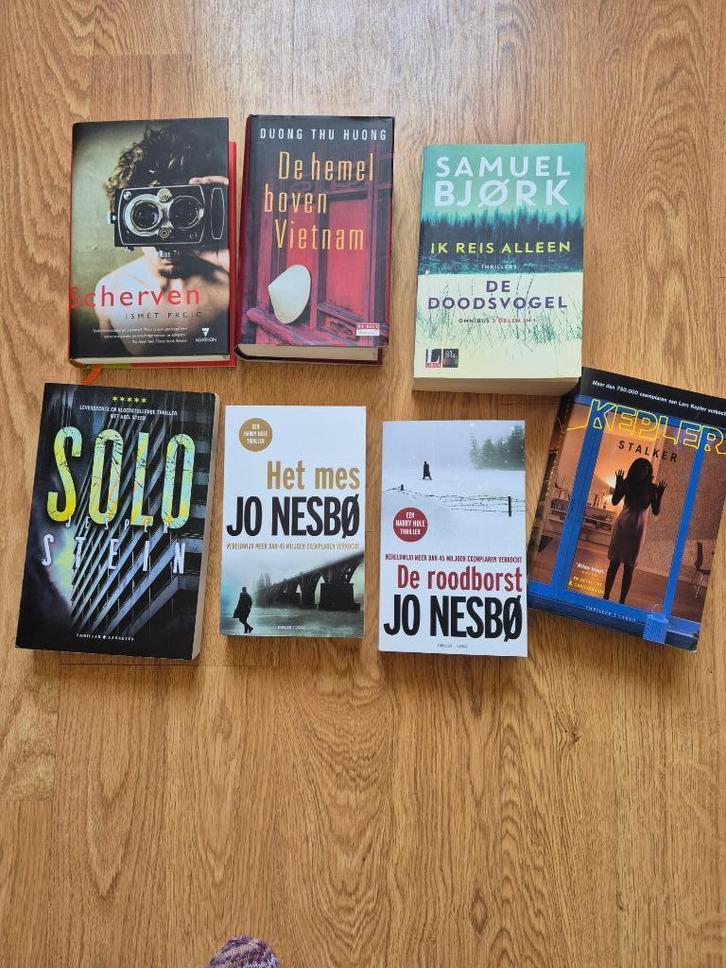 Verschillende Nederlandse Thrillers, Boeken, Thrillers, Zo goed als nieuw, Ophalen of Verzenden