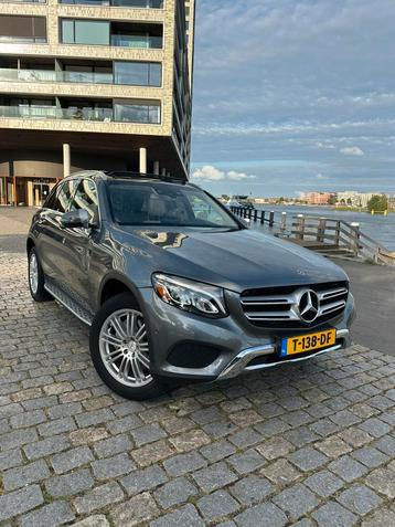 Mercedes-Benz GLC 300 2019 Grijs 4 MATIC beschikbaar voor biedingen