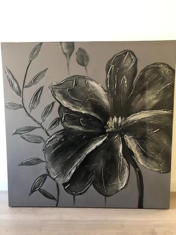 Groot schilderij modern grijs en zwart tinten met reliëf  beschikbaar voor biedingen