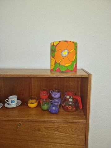 Vintage retro oranje, roze groen gele wandlamp  beschikbaar voor biedingen