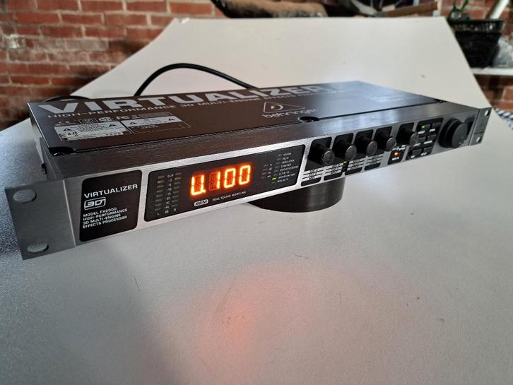 Behringer Virtualizer 3D FX2000, Muziek en Instrumenten, Effecten, Zo goed als nieuw, Chorus, Delay of Echo, Distortion, Overdrive of Fuzz