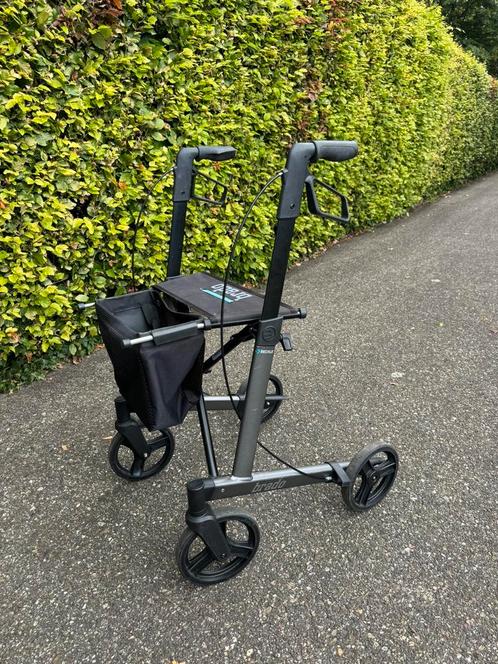 Rollator Brado luxe licht gewicht opvouwbaar, Diversen, Rollators, Gebruikt, Lichtgewicht, Ophalen