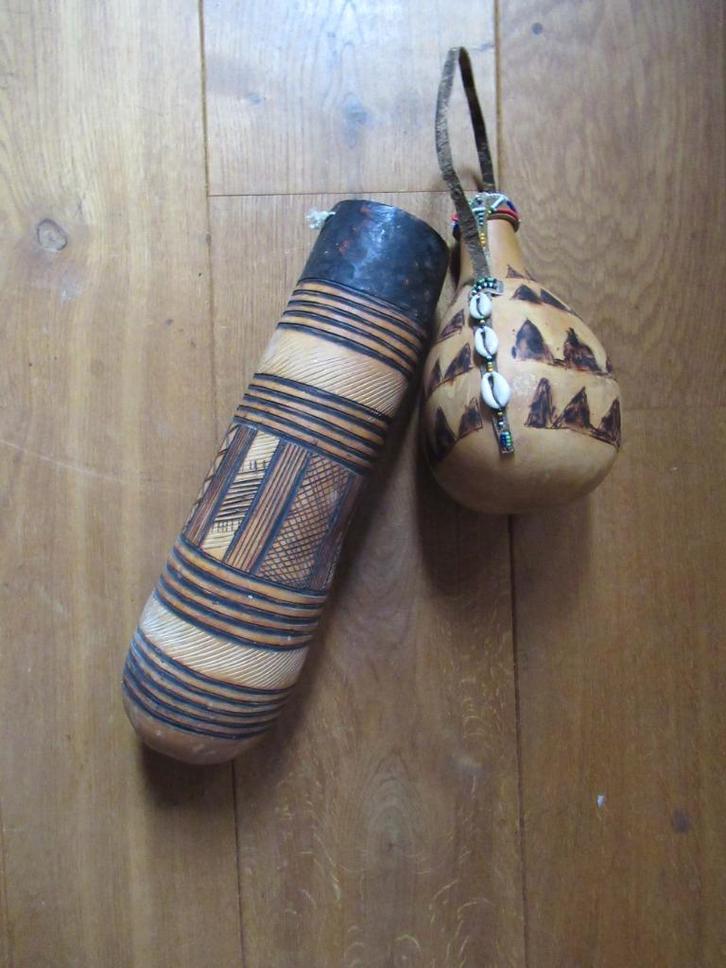 WATERKRUIKEN gemaakt van een Kalebas mooi bewerkt 2 stuks, Antiek en Kunst, Curiosa en Brocante, Ophalen of Verzenden