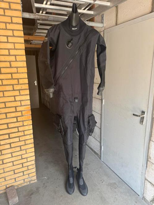 Droogpak trilaminaat Bare Expedition HD2 Tech Dry maat LT, Watersport en Boten, Duiken, Zo goed als nieuw, Duikpak, Ophalen of Verzenden