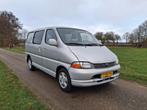 Toyota Hi-ace 2.5 D4-d 100 Emotion DC 2004 6 zits!, Auto's, Voorwielaandrijving, Stof, 2000 kg, Bedrijf