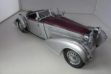 Horch 855 1;18 beschikbaar voor biedingen