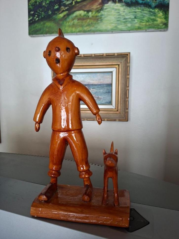 Kuifje in gelakt hout in Afrikaanse stijl, Antiek en Kunst, Kunst | Beelden en Houtsnijwerken, Ophalen of Verzenden
