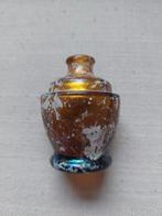 Amberkleurige Flesje ., Antiek en Kunst, Antiek | Glas en Kristal, Ophalen of Verzenden