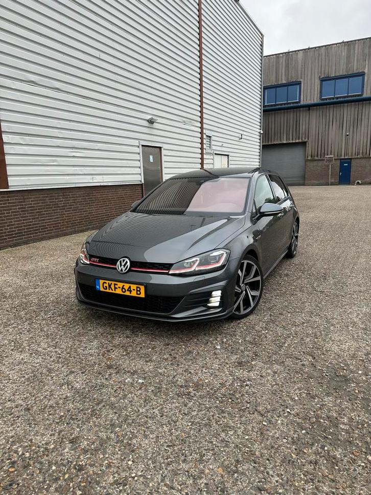 Volkswagen Golf 2.0 TSI 245pk 7-DSG 5D 2017 Grijs, Auto's, Volkswagen, Particulier, Golf, ABS, Achteruitrijcamera, Adaptieve lichten