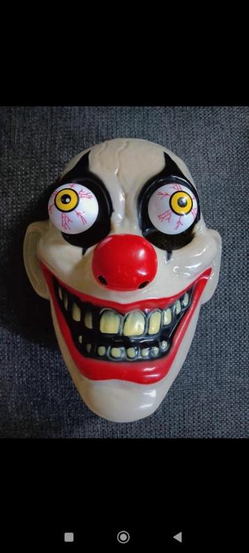 Griezel masker (leuk voor halloween/carnaval) beschikbaar voor biedingen