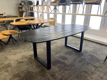 Eettafel Magnolia hout - 200 cm beschikbaar voor biedingen