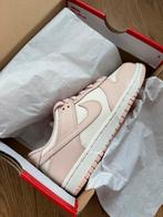 Nieuw Nike dunk low 32 orange pearl, Verzenden, Jongen of Meisje, Schoenen, Nieuw