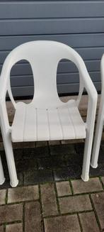 Witte en stapelstoelen, kunststof, tuinstoelen, Tuin en Terras, Kunststof, Gebruikt, Stapelbaar, Ophalen