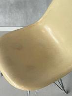 Eames DSR Eiffel eetkamerstoel Herman Miller vintage stoel, Huis en Inrichting, Stoelen, Ophalen, Gebruikt, Herman Miller, Bruin