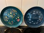 2 plastic borden, Huis en Inrichting, Keuken | Servies, Ophalen, Overige materialen, Zo goed als nieuw, Bord(en)