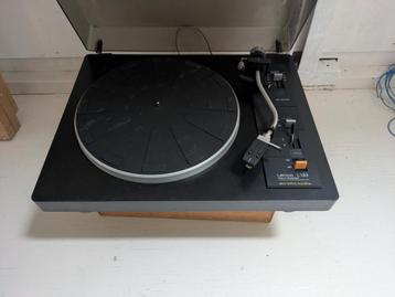 Lenco L133 Platenspeler - Vintage Draaitafel beschikbaar voor biedingen