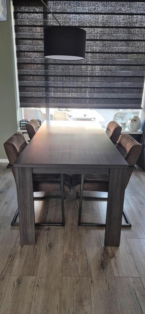 eethoek met 4 industriële stoelen, Huis en Inrichting, Tafels | Eettafels, Gebruikt, 50 tot 100 cm, Vijf personen of meer, Rechthoekig