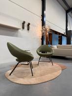 2 Nieuw Artifort Shark Lounge Fauteuil groen Design stoel, Nieuw, 75 tot 100 cm, Ophalen of Verzenden, Stof