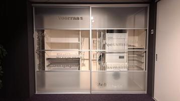 Wasmachine/Droger Kast met Schuifdeuren & Indeling beschikbaar voor biedingen