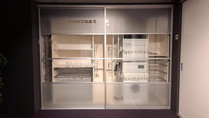 Wasmachine/Droger Kast met Schuifdeuren & Indeling, Huis en Inrichting, Keuken | Keukenelementen, Zo goed als nieuw, 200 cm of meer