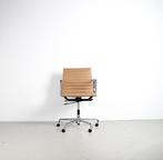 8x Vitra Eames EA 117 Bureaustoel Cognac Leer – Aluminium, Huis en Inrichting, Bureaustoelen, Niet ingevuld, Niet ingevuld, Ophalen of Verzenden