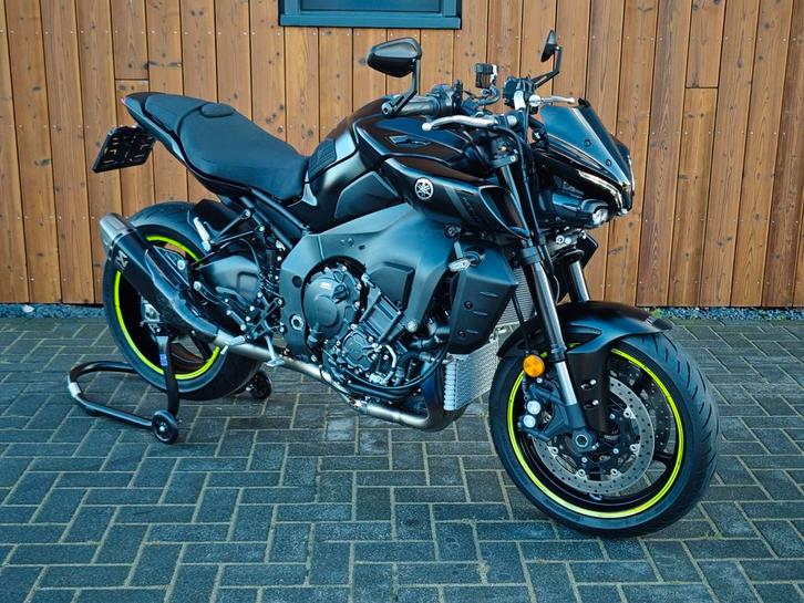 Yamaha MT-10 Full Titanium Akrapovič 2022 166 PK 1200 KM BTW, Motoren, Motoren | Yamaha, Bedrijf, Naked bike, meer dan 35 kW, 4 cilinders