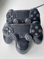 Elecgear laadstation voor twee Playstation 4-controllers, Ophalen of Verzenden, Zo goed als nieuw, Controller, PlayStation 4