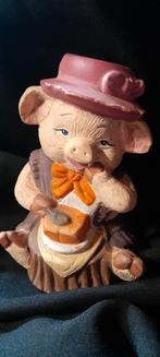 Schattig vintage varkensbeeldje, Tuin en Terras, Tuinbeelden, Ophalen of Verzenden, Gebruikt, Steen, Dierenbeeld