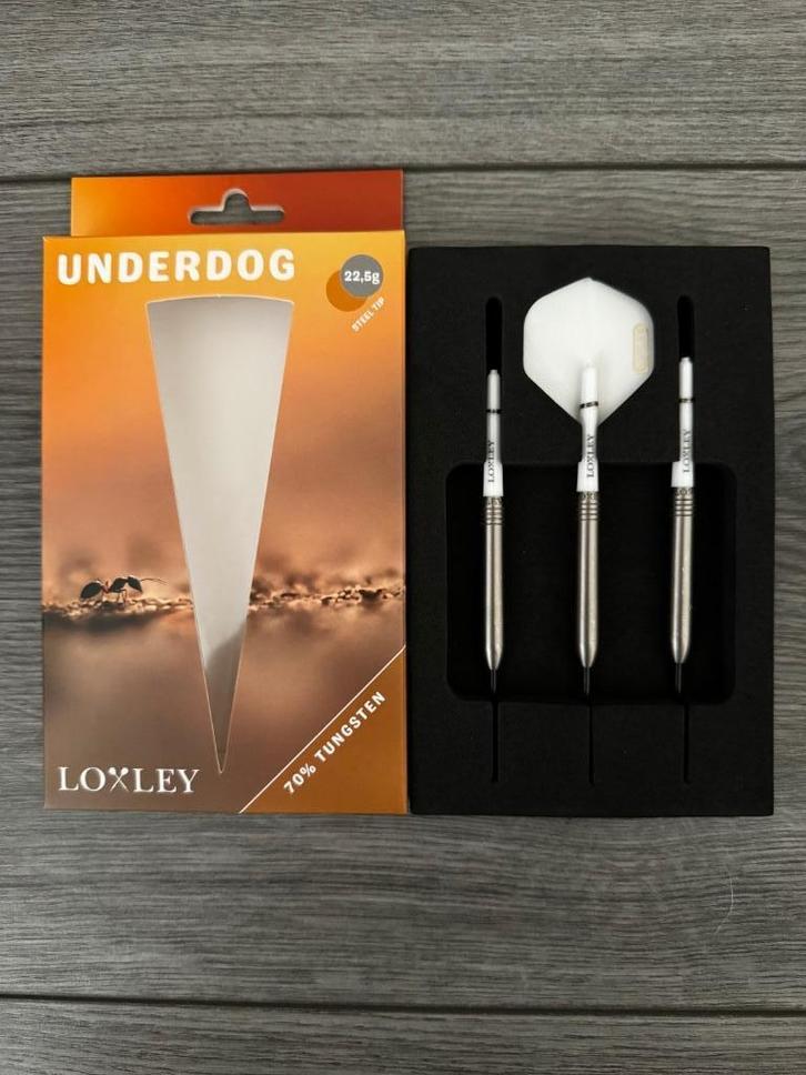 Dartpijlen en materiaal, Sport en Fitness, Darts, Zo goed als nieuw, Pijlen, Ophalen of Verzenden