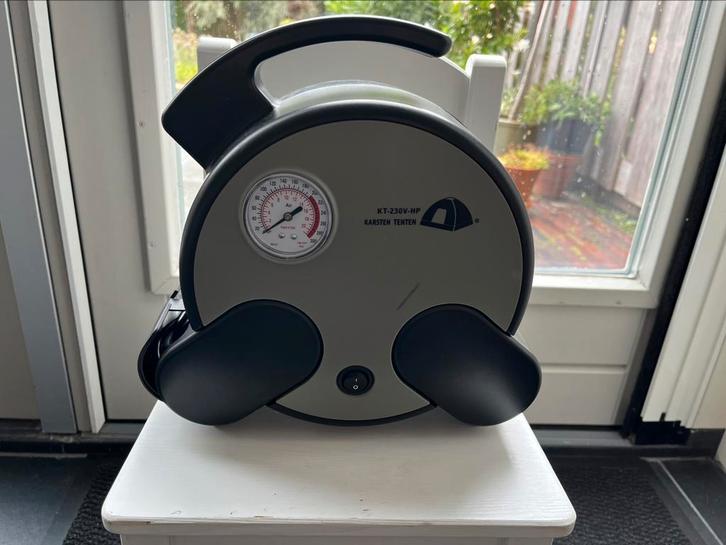 Karsten Tenten Pomp Compressor 230 Volt, Caravans en Kamperen, Kampeeraccessoires, Zo goed als nieuw, Ophalen of Verzenden