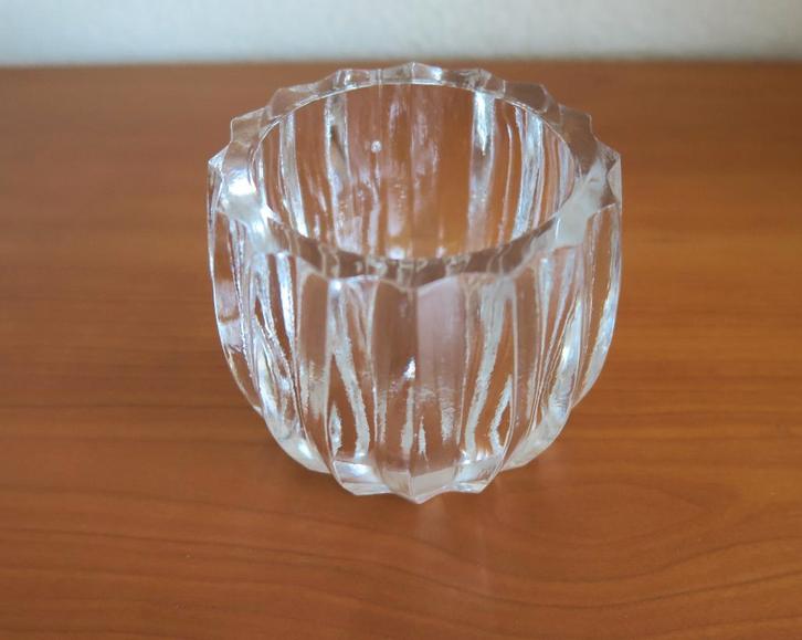 Zwaar kristal glazen theelichthouder zgan, Huis en Inrichting, Woonaccessoires | Kandelaars en Kaarsen, Zo goed als nieuw, Kandelaar