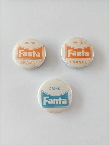 Vintage Fanta Buttons / Speldjes - Set van 3 beschikbaar voor biedingen