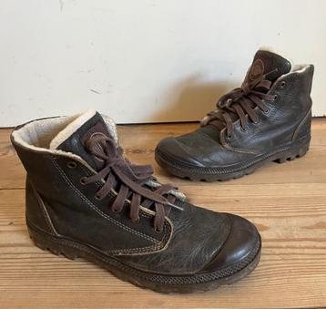 Palladium winter schoenen 42 usa 9 leer gevoerd heren beschikbaar voor biedingen