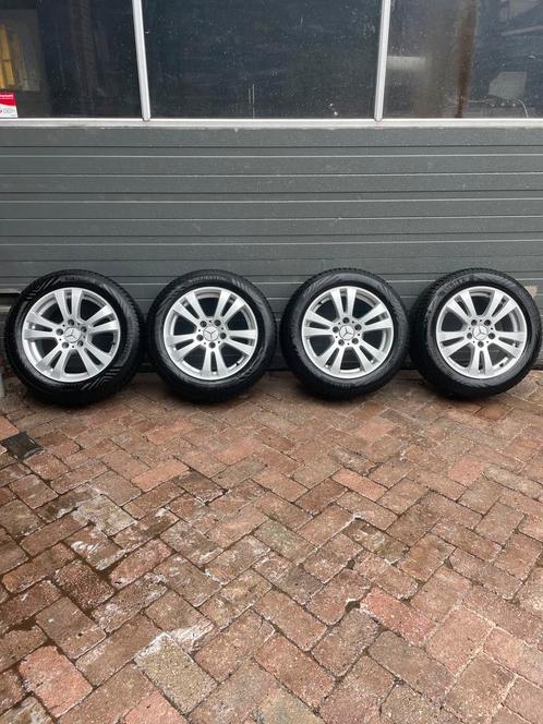 Mercedes 16” Rial velgenset met Vredestein Quatrac banden, Auto-onderdelen, Banden en Velgen, All Season, 16 inch, 205 mm, Personenwagen