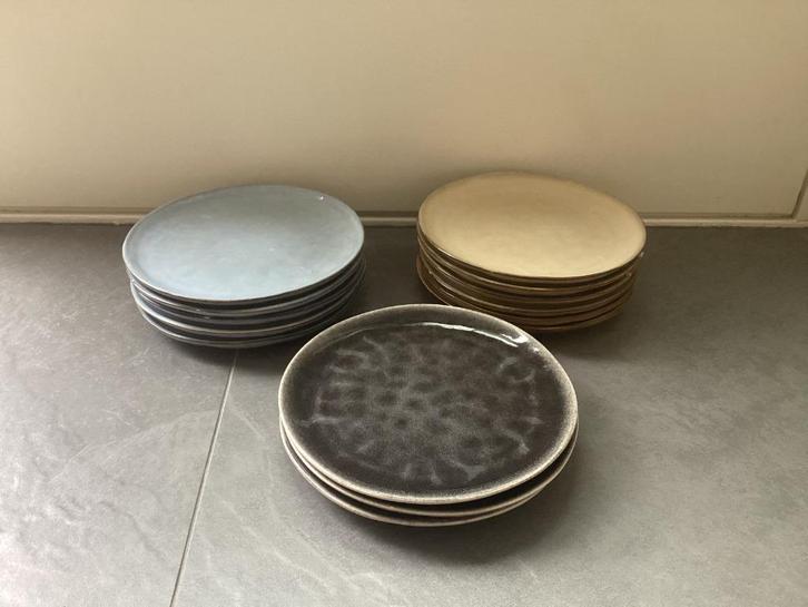 Ontbijtborden, Huis en Inrichting, Keuken | Servies, Zo goed als nieuw, Bord(en), Overige stijlen, Porselein, Ophalen of Verzenden