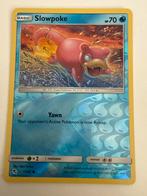 Slowpoke Pokémon Kaart hidden fates, Ophalen of Verzenden, Zo goed als nieuw, Losse kaart, Foil