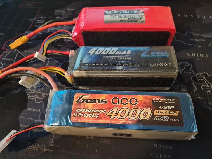 3x 6S lipo accu's met XT90, 4000 - 5000 Mah, Hobby en Vrije tijd, Modelbouw | Radiografisch | Vliegtuigen, Zo goed als nieuw, Elektro