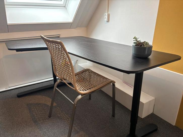 Ikea Bekant bureau - hoek links, Huis en Inrichting, Bureaus, Zo goed als nieuw, Bureau, Ophalen