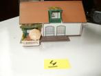 Vollmer/kibri Ho gebouw / hotel voor bij de treinbaan., Hobby en Vrije tijd, Modeltreinen | H0, Ophalen of Verzenden, Gebruikt