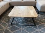 Salontafel met houten blad en zwart stalen frame, Ophalen, 50 tot 100 cm, Vierkant, 50 tot 100 cm