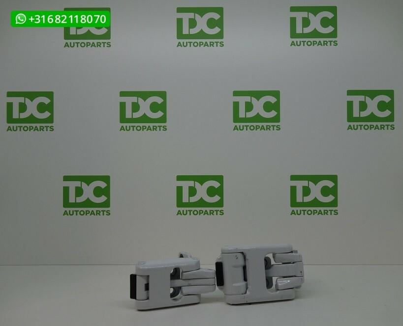 Mercedes Sprinter W907 (18-23) Scharnier deur linksachter, Gebruikt, Mercedes-Benz, Ophalen of Verzenden, Mercedes-Benz