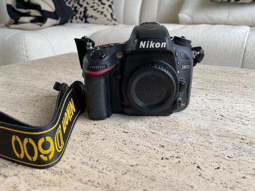Nikon D600 (body), Audio, Tv en Foto, Fotocamera's Digitaal, Zo goed als nieuw, Spiegelreflex, Nikon, Geen optische zoom, Ophalen