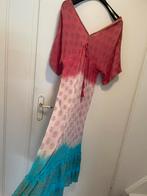 Ibiza Jurk Sumitra - One Size, Kleding | Dames, Jurken, Maat 42/44 (L), Ophalen of Verzenden, Roze, Onder de knie